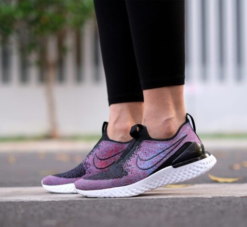 Giày chạy nữ - Nike Wmns Epic Phantom React