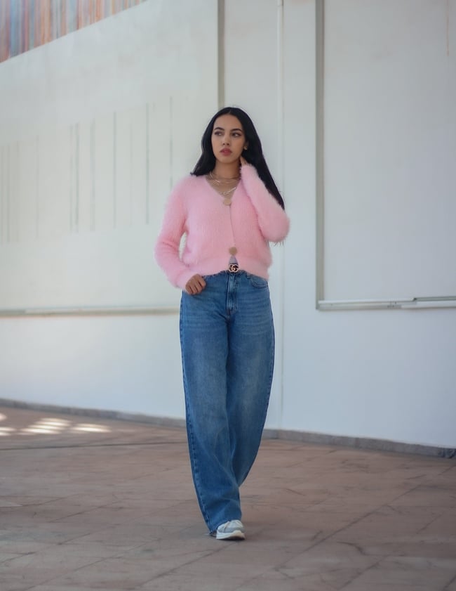 Nam/Nữ phối sơ mi màu gì với quần jean xanh để đẹp như Fashionista