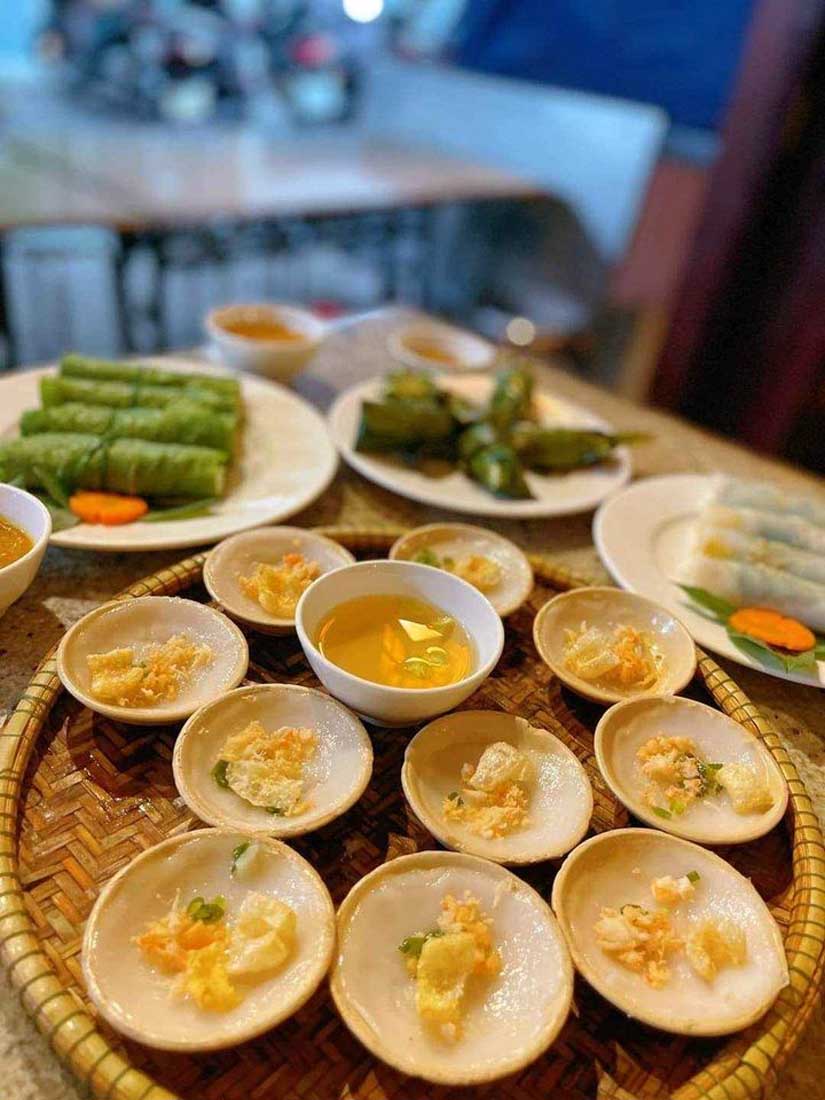 Không gian và món ăn tại Quán Nam Giao Lê Thánh Tôn